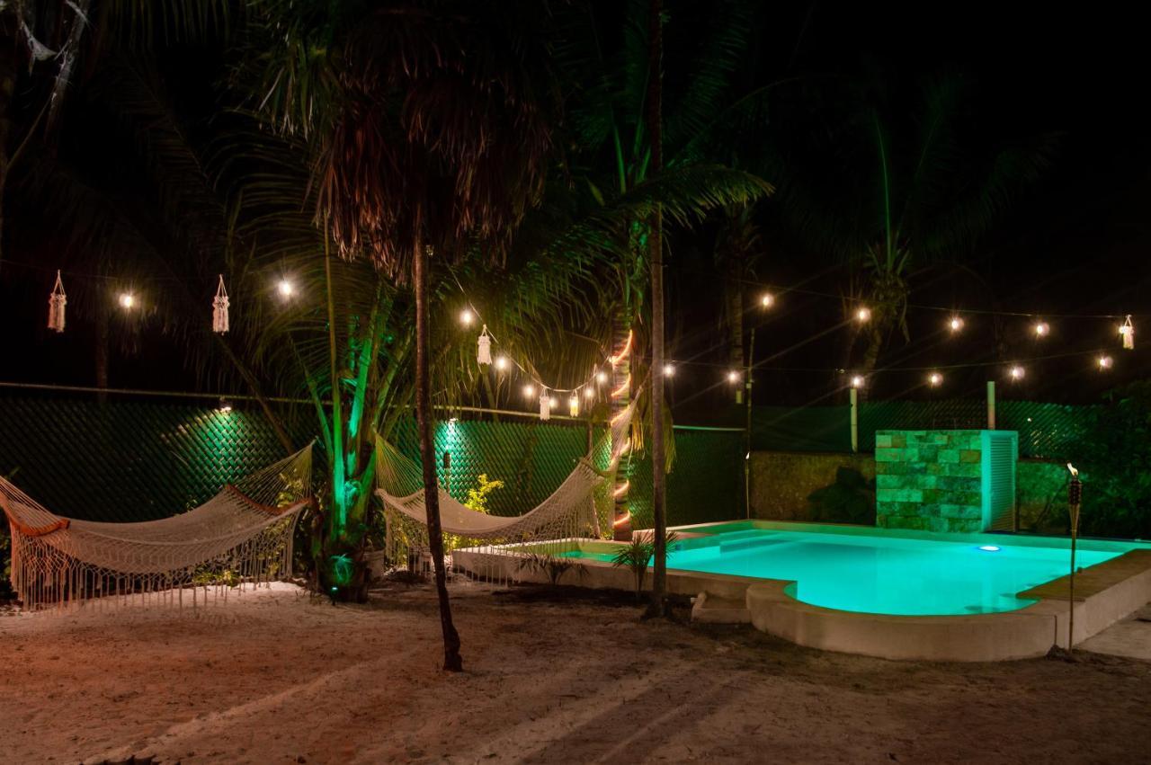 Xtambaa Cabins & Spa Only Adults El Cuyo Εξωτερικό φωτογραφία