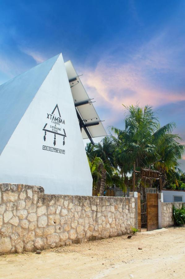 Xtambaa Cabins & Spa Only Adults El Cuyo Εξωτερικό φωτογραφία