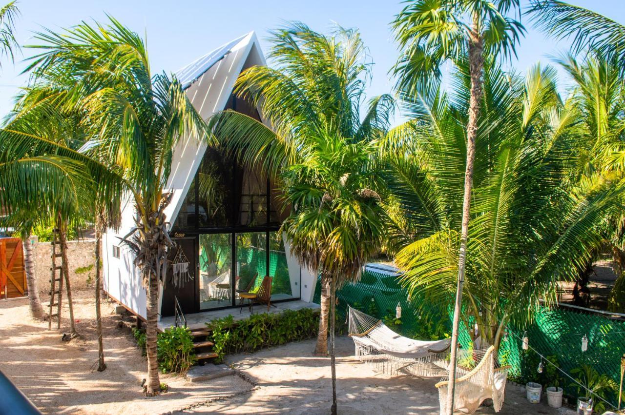 Xtambaa Cabins & Spa Only Adults El Cuyo Εξωτερικό φωτογραφία