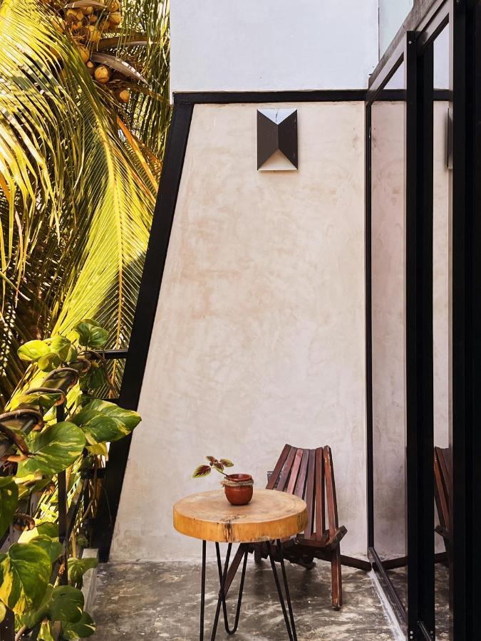 Xtambaa Cabins & Spa Only Adults El Cuyo Εξωτερικό φωτογραφία